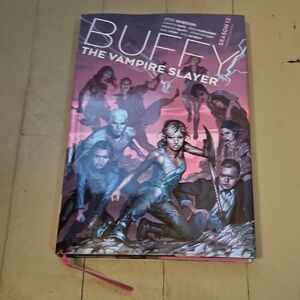 Buffy the Vampire Slayer Season 12 Library Edition